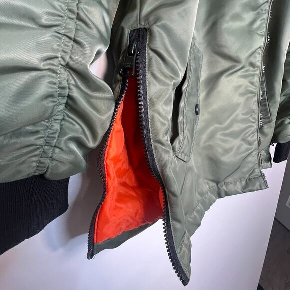 Madden Girl Insulated Bomber Jacket Coat Army Sage Green Orange - Picture 8 of 16